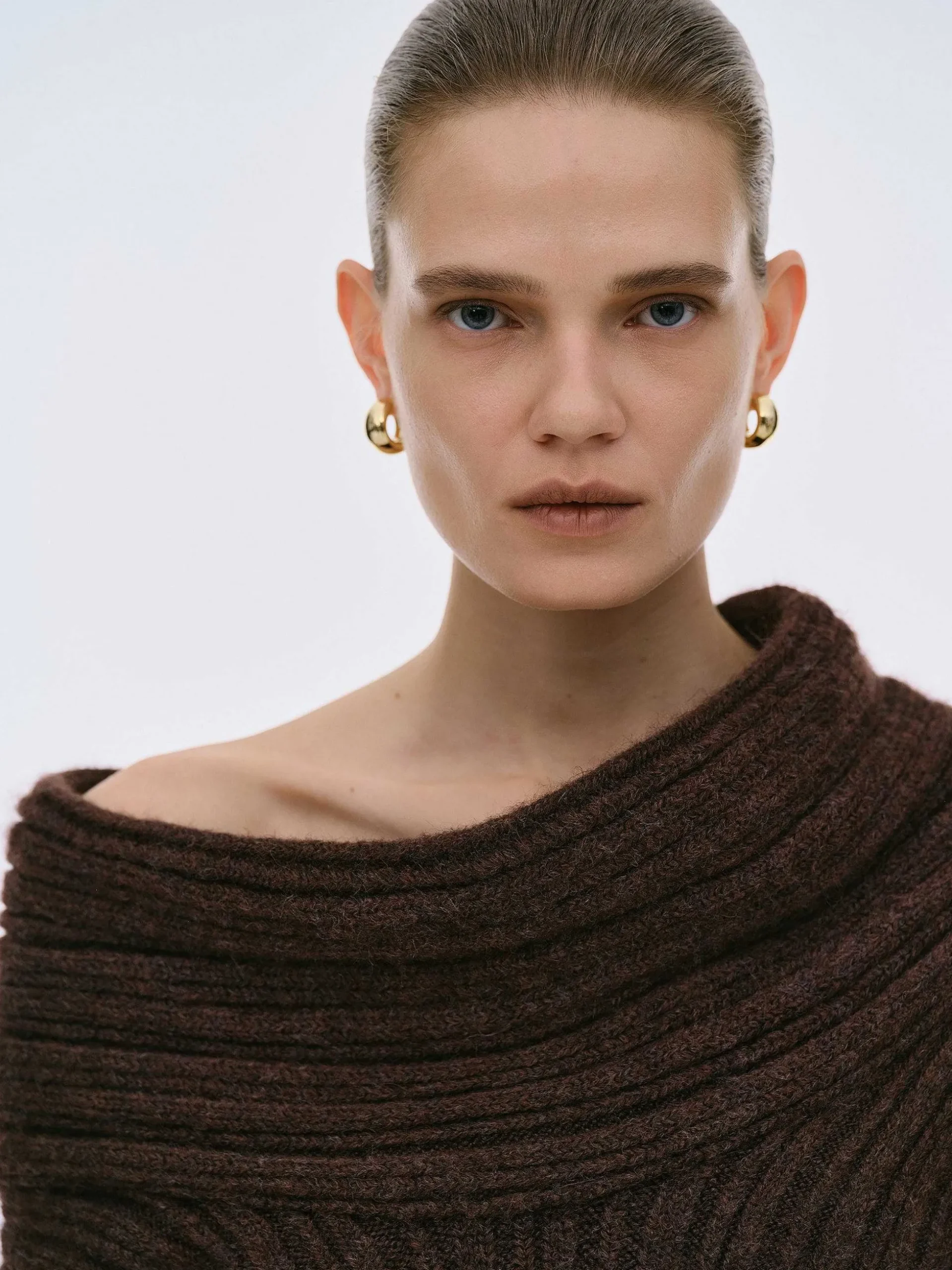 Women Source Unknown Accessories-Becca Oversized High Roll Knit Pullover, Chocolate