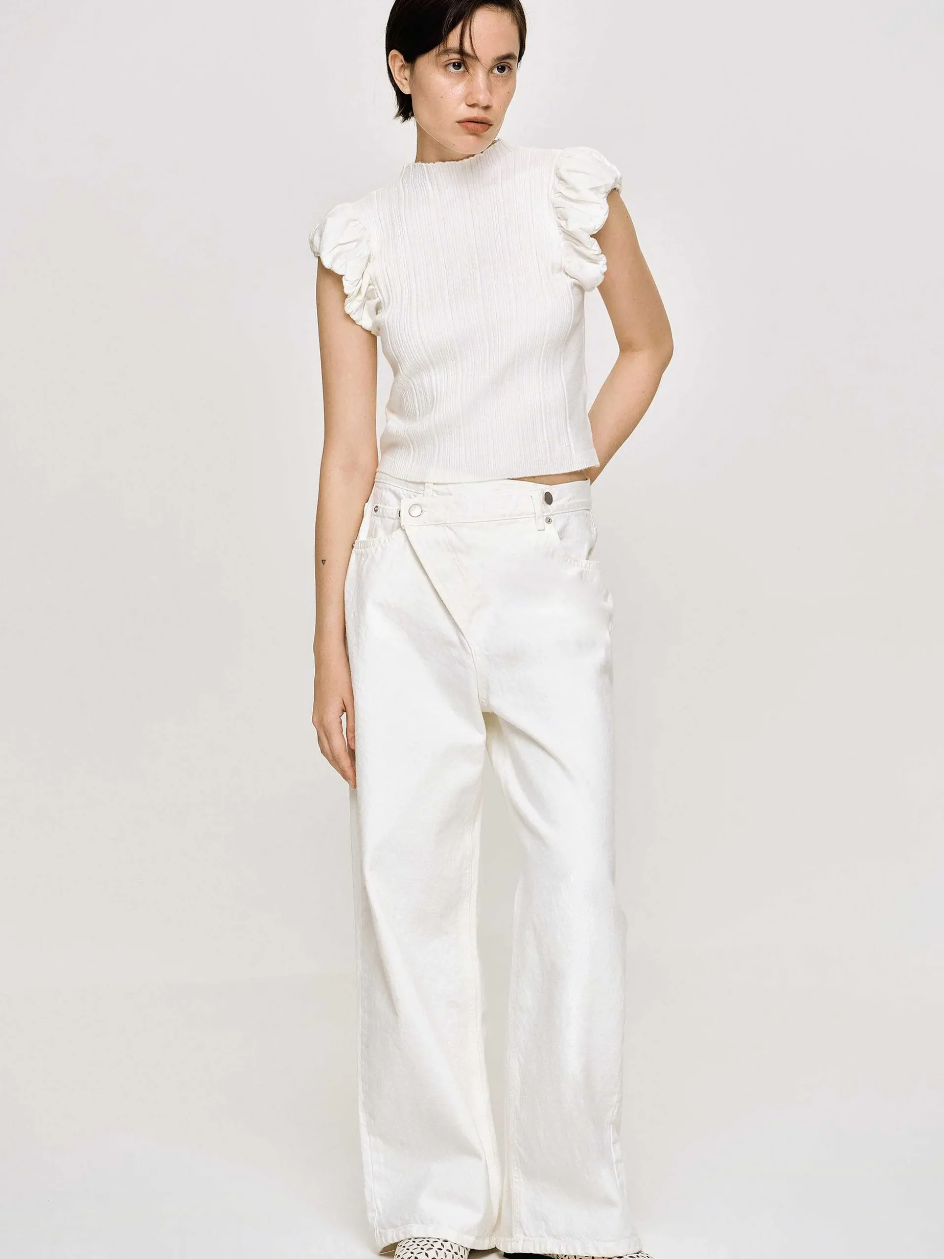Women Source Unknown Denim-Crossover Jeans, White