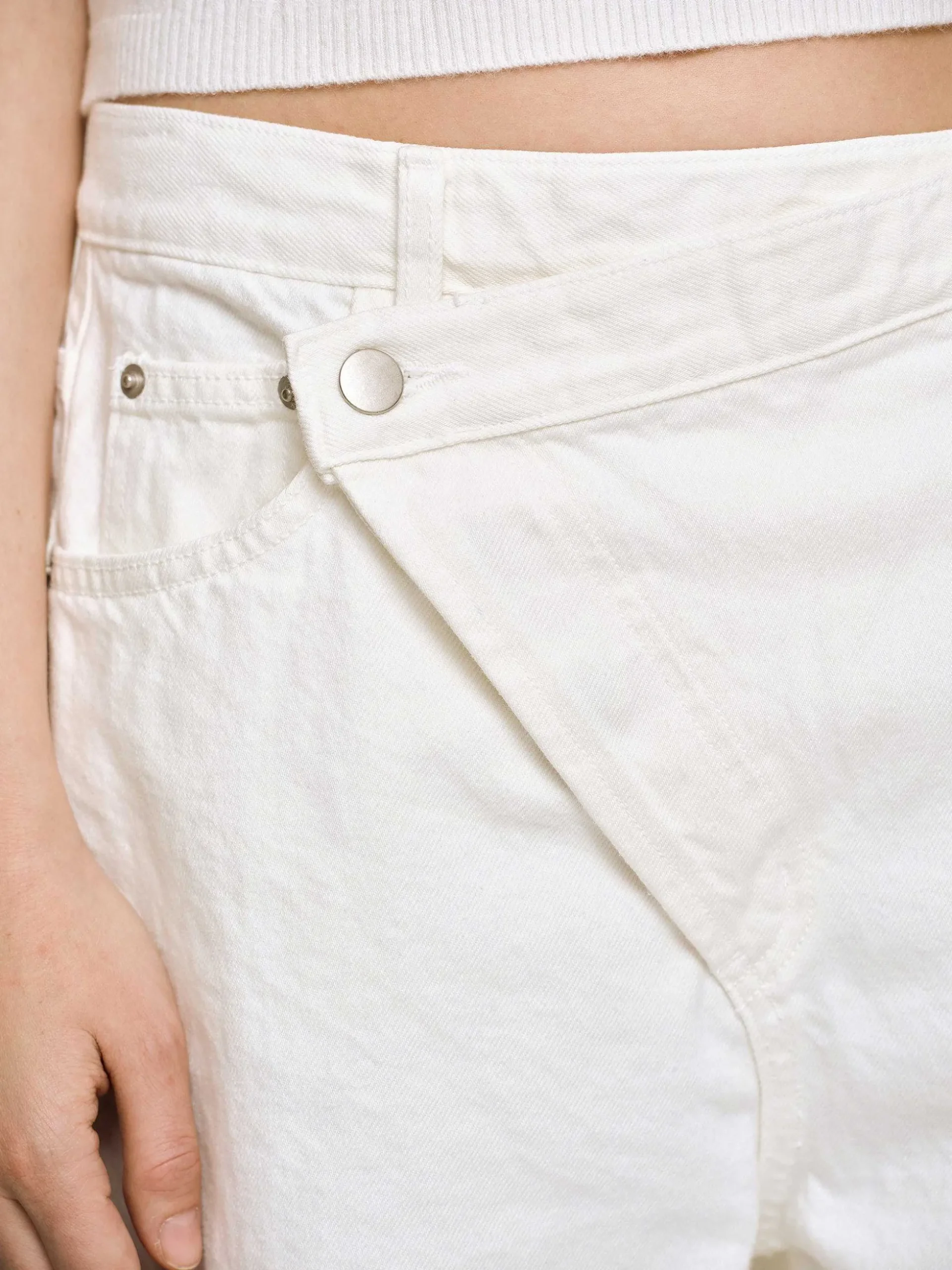 Women Source Unknown Denim-Crossover Jeans, White