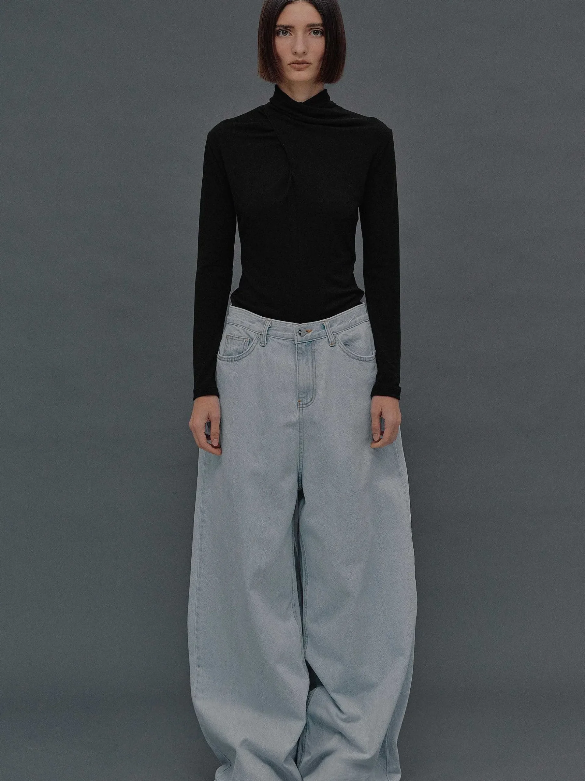 Women Source Unknown Clothing-Oversized Fit Jeans, Light Blue Wash