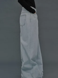Women Source Unknown Clothing-Oversized Fit Jeans, Light Blue Wash