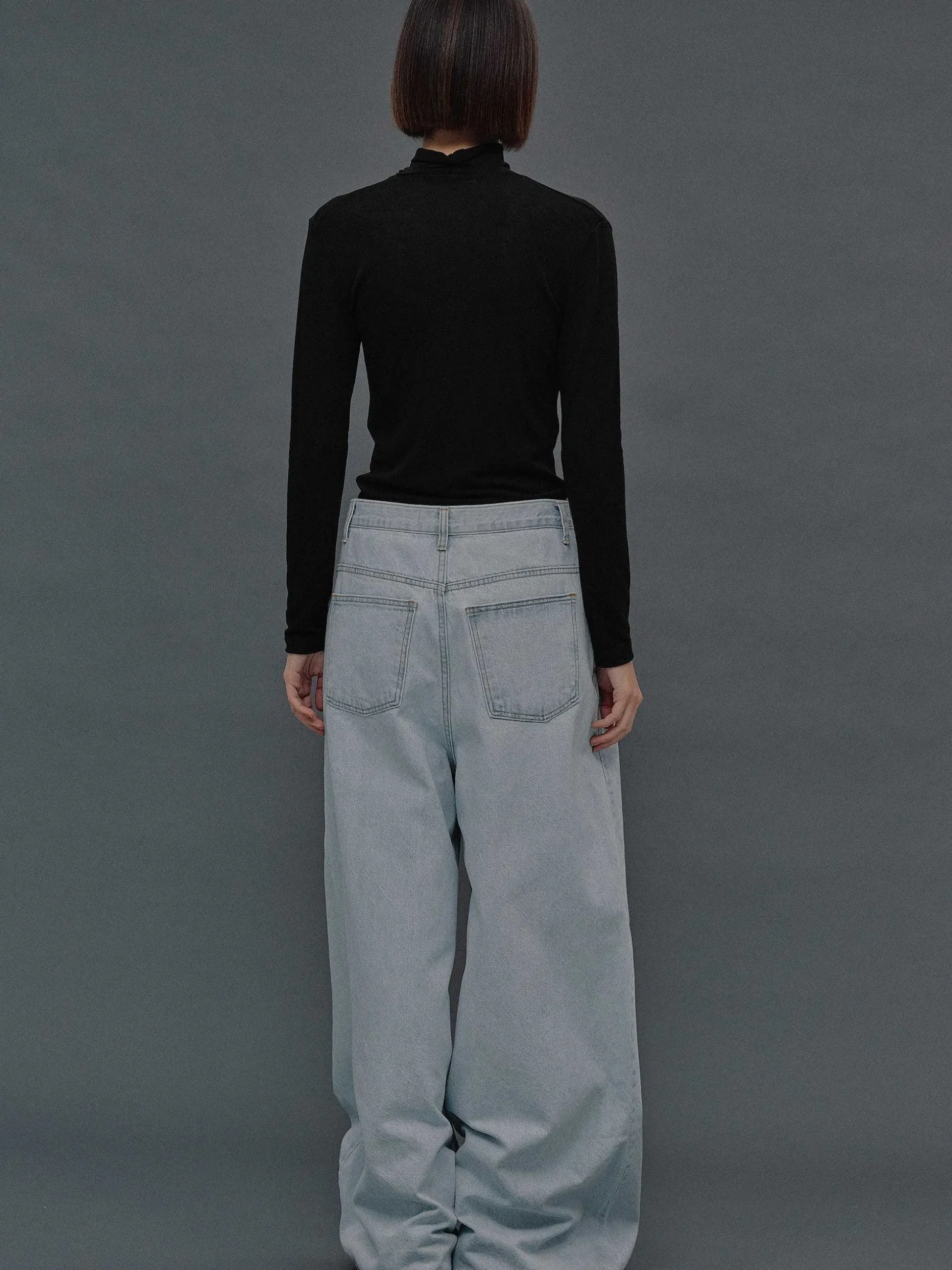 Women Source Unknown Clothing-Oversized Fit Jeans, Light Blue Wash
