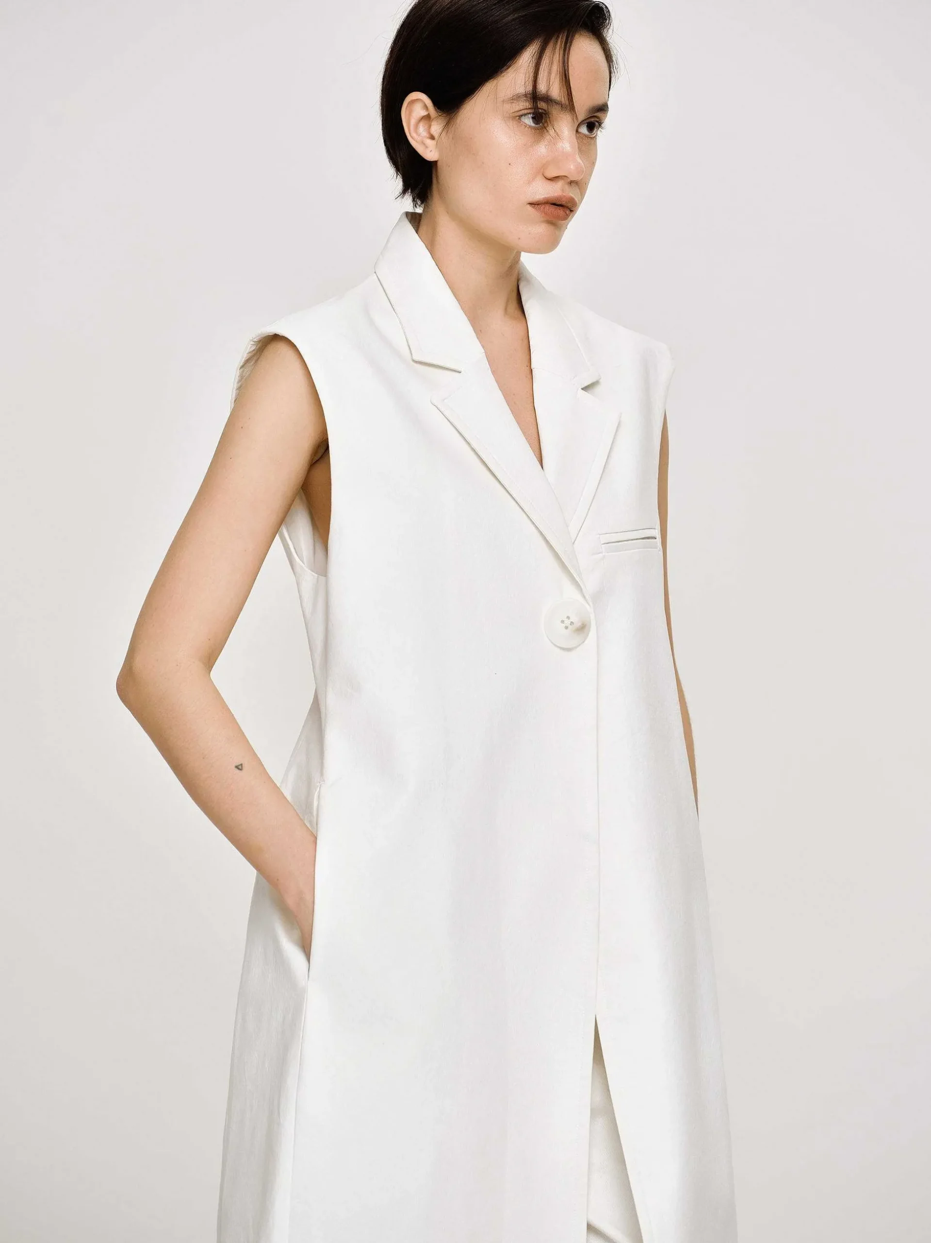Women Source Unknown Clothing-Sleeveless Long Blazer, White