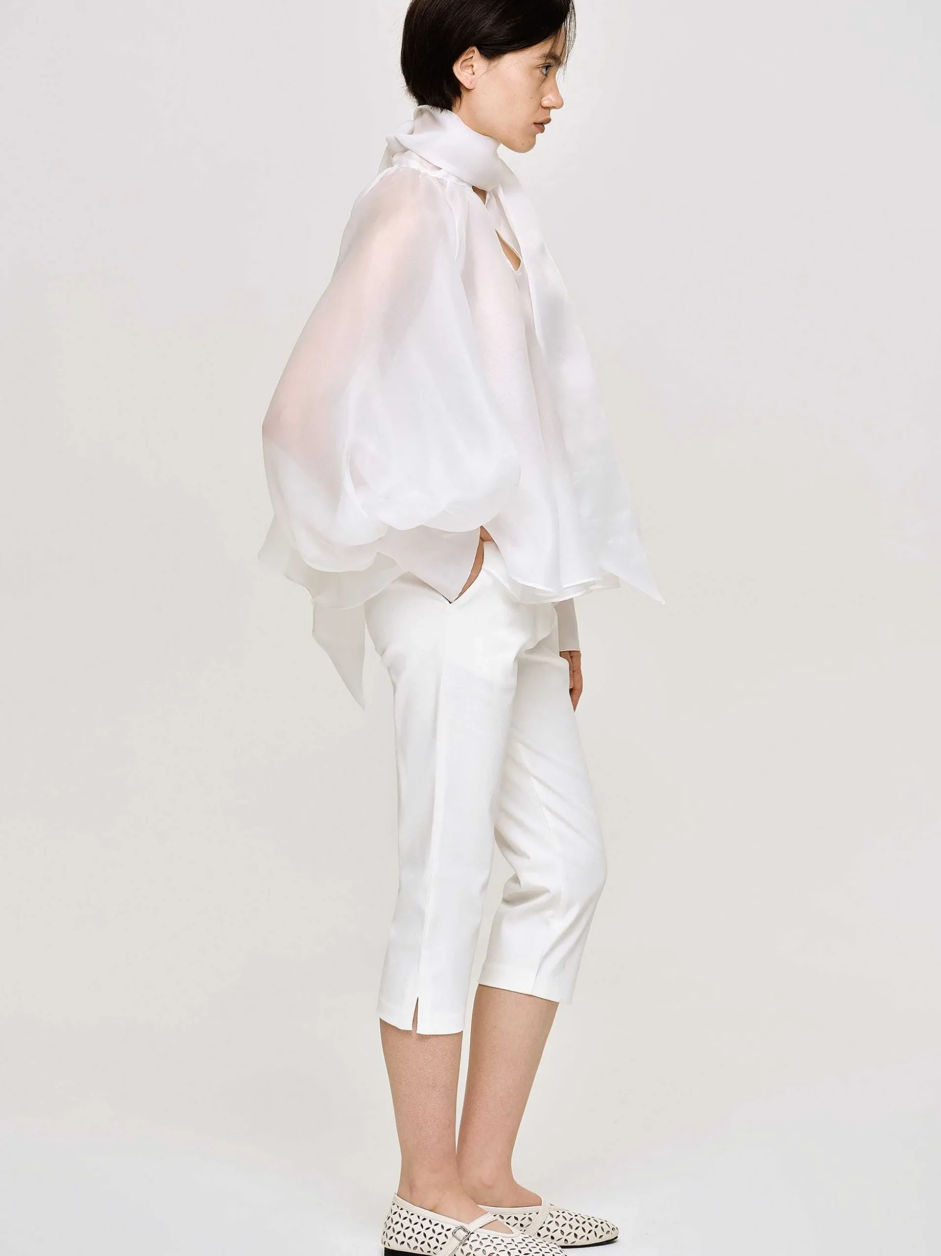 Women Source Unknown Bottoms-Slim Capri Pants, White