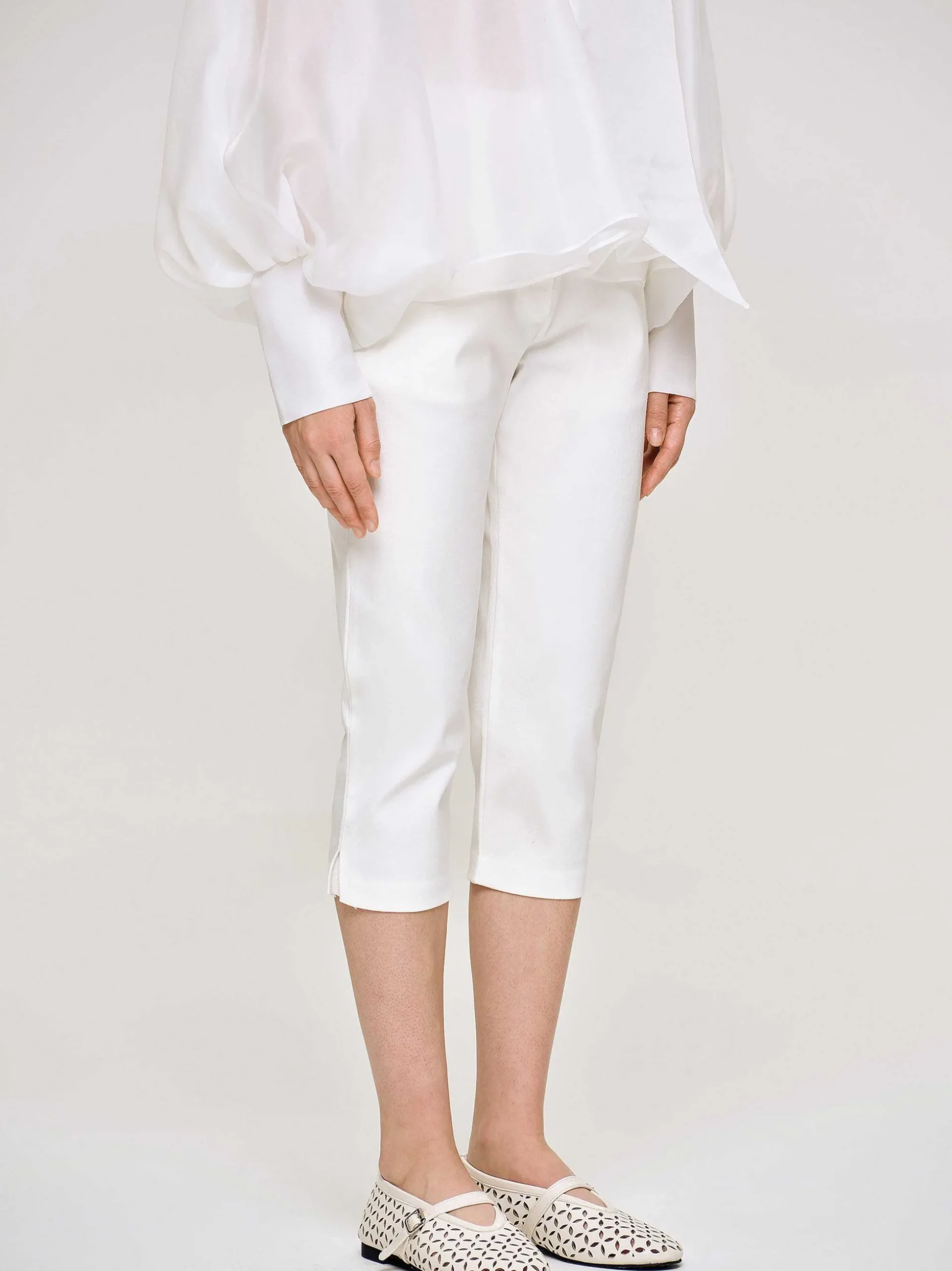 Women Source Unknown Bottoms-Slim Capri Pants, White