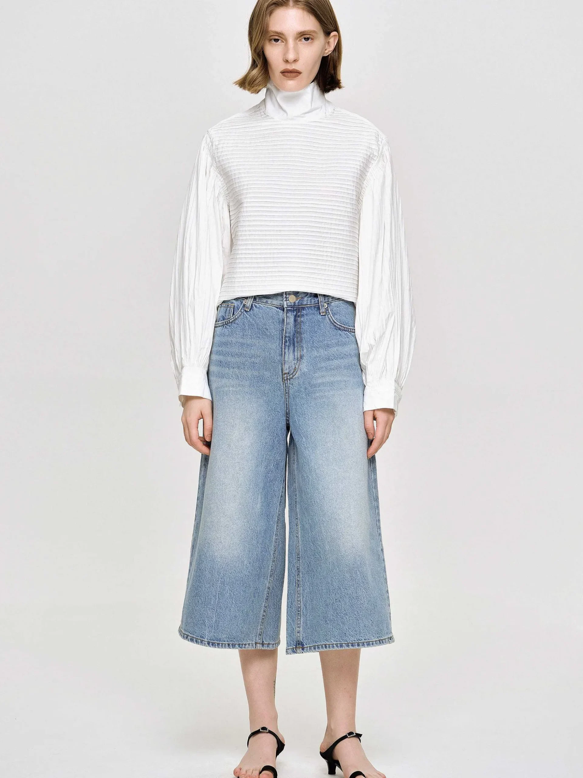 Women Source Unknown Denim-Wide Cropped Jeans, Medium Blue