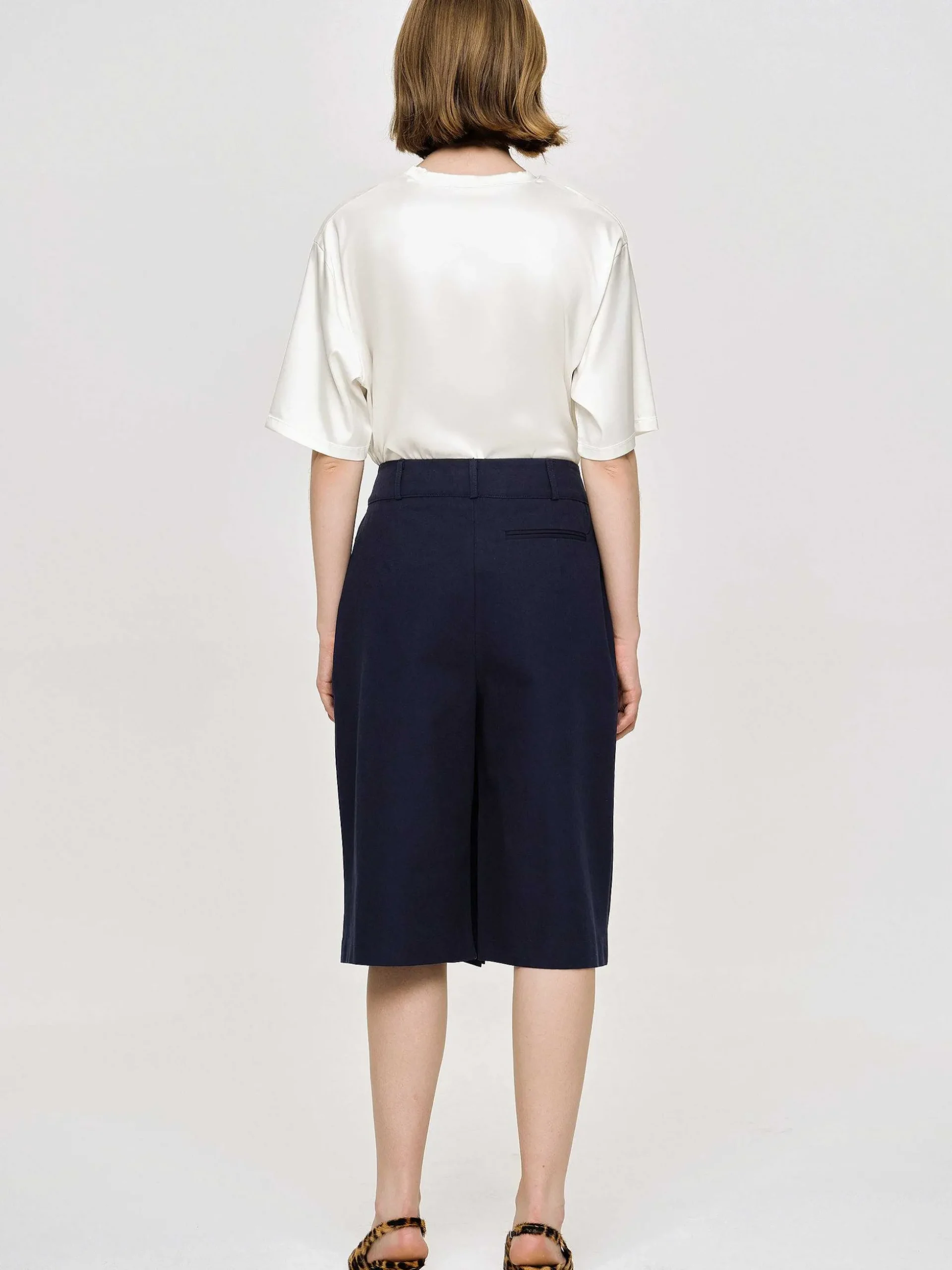 Women Source Unknown Bottoms-Wrapped Cotton Shorts, Navy